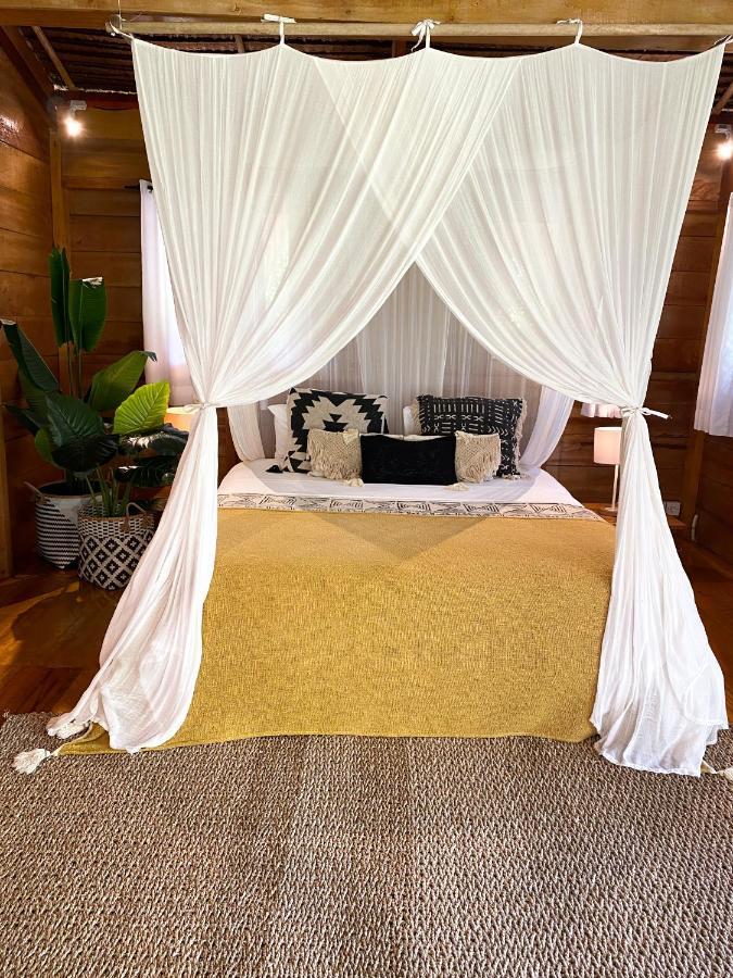 Awera Resort Tua Pejat 外观 照片